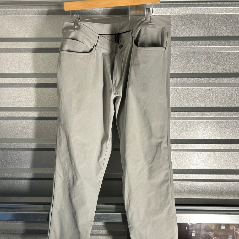 Lululemon Commission Pants Mens 38 Grey Technical Gorpcore Athleisure Chino